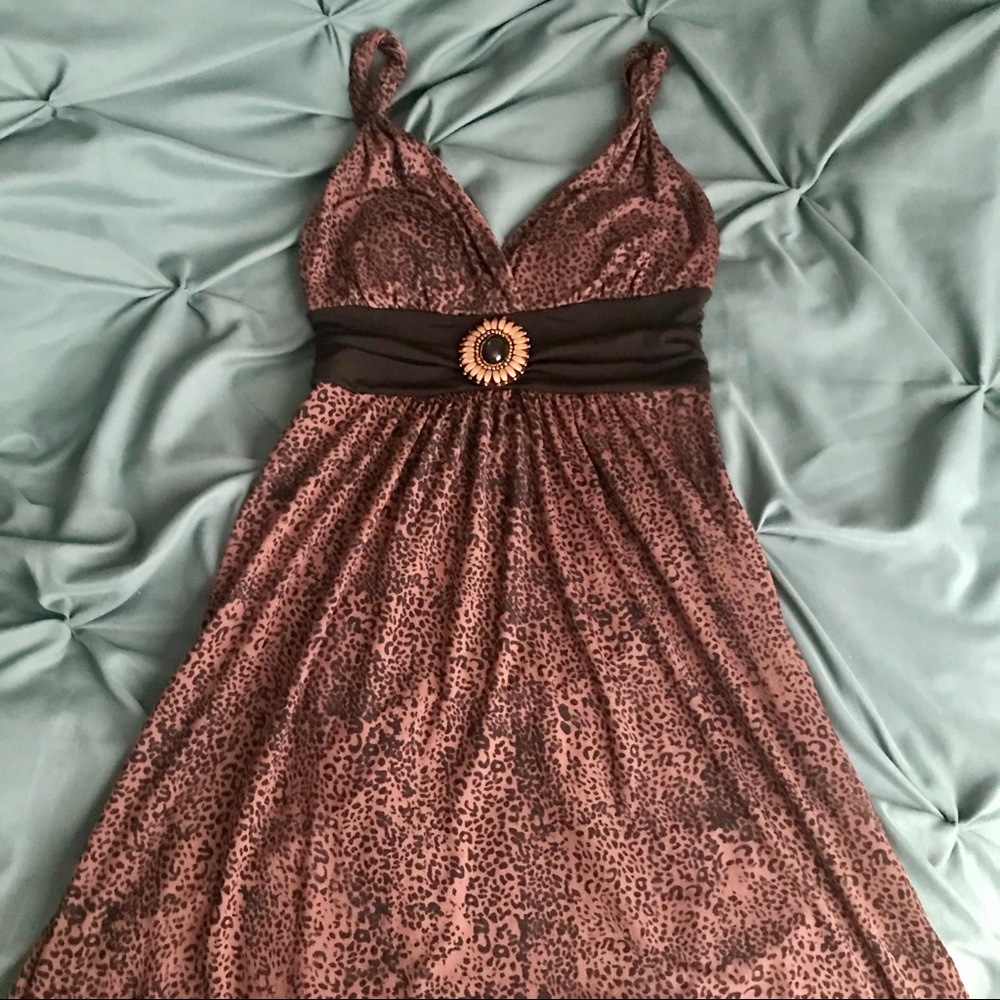 🎉4️⃣ for 2️⃣5️⃣ 
Candie’s Leopard print dress